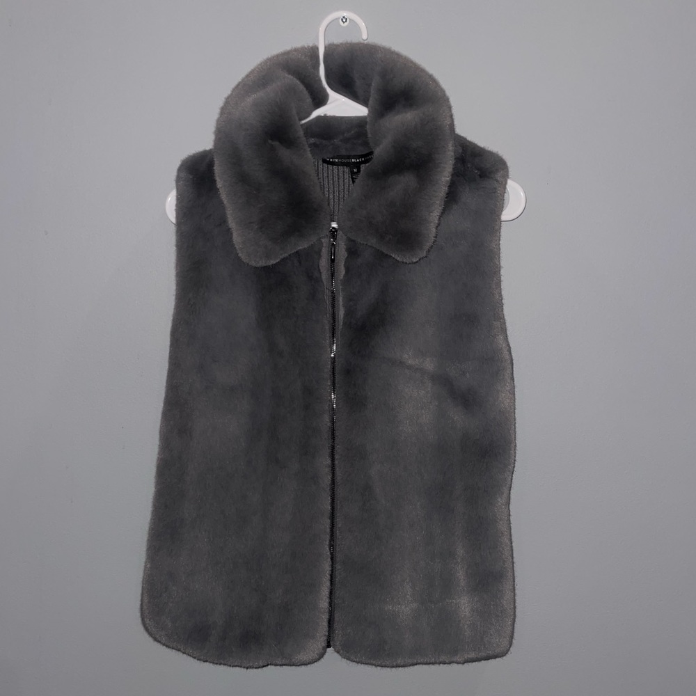 WHBM Ribbed Faux Fur Vest